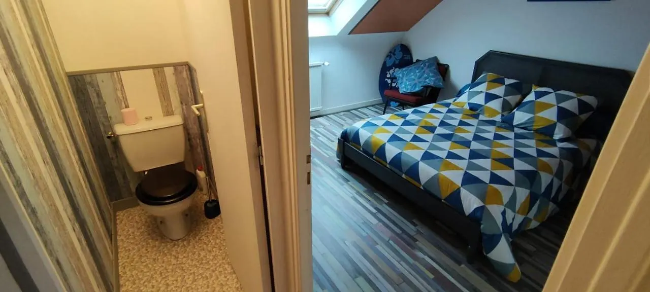 Etage Independant. 2 Chambres + Cuisine ポンティヴィ 0*,